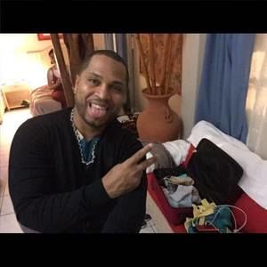 Meet your Posher, Augusto